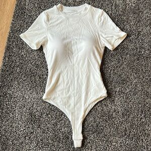 NWT Klassy Network Everyday t-shirt bramisuit white